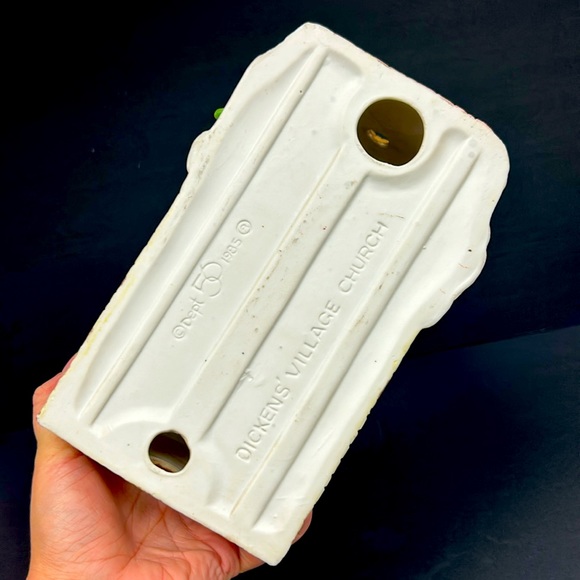 Vintage Dept 56  1985 ceramic  light up DICKENS VILLAGE CHURCH - Picture 11 of 15